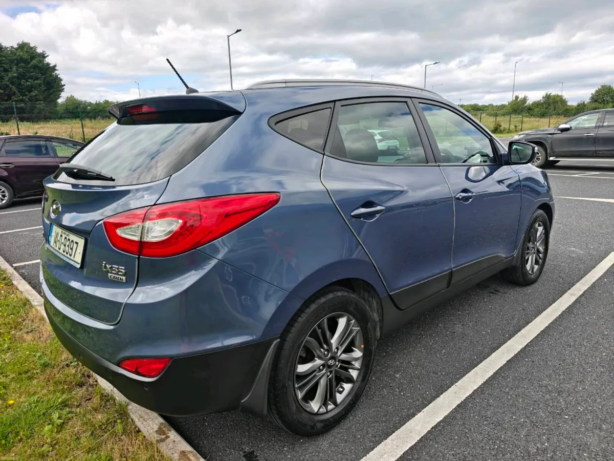 Hyundai ix35 1.7 Diesel Premium Sunroof Top Spec - Image 4