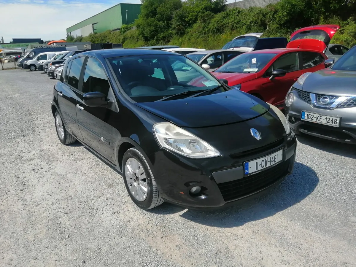 Renault Clio 2011 - Image 1