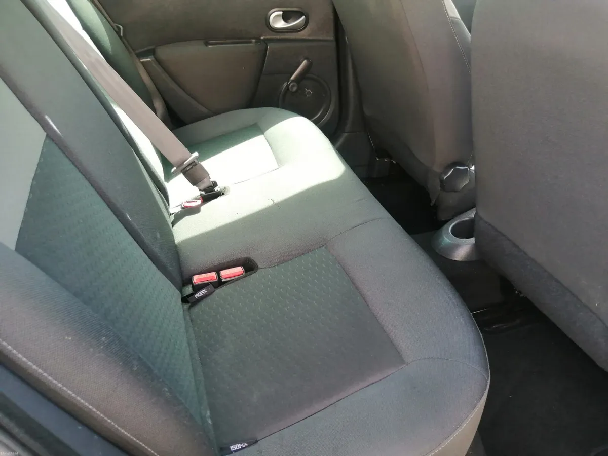 Renault Clio 2011 - Image 6