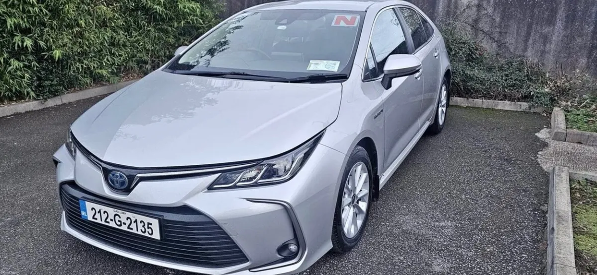 2021 Toyota Corolla Hybrid Luna Saloon - Image 1