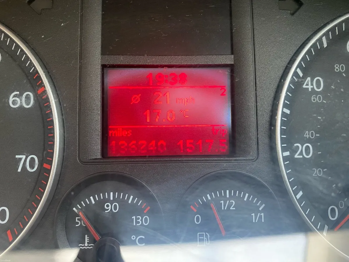 04 VW Golf - Image 4