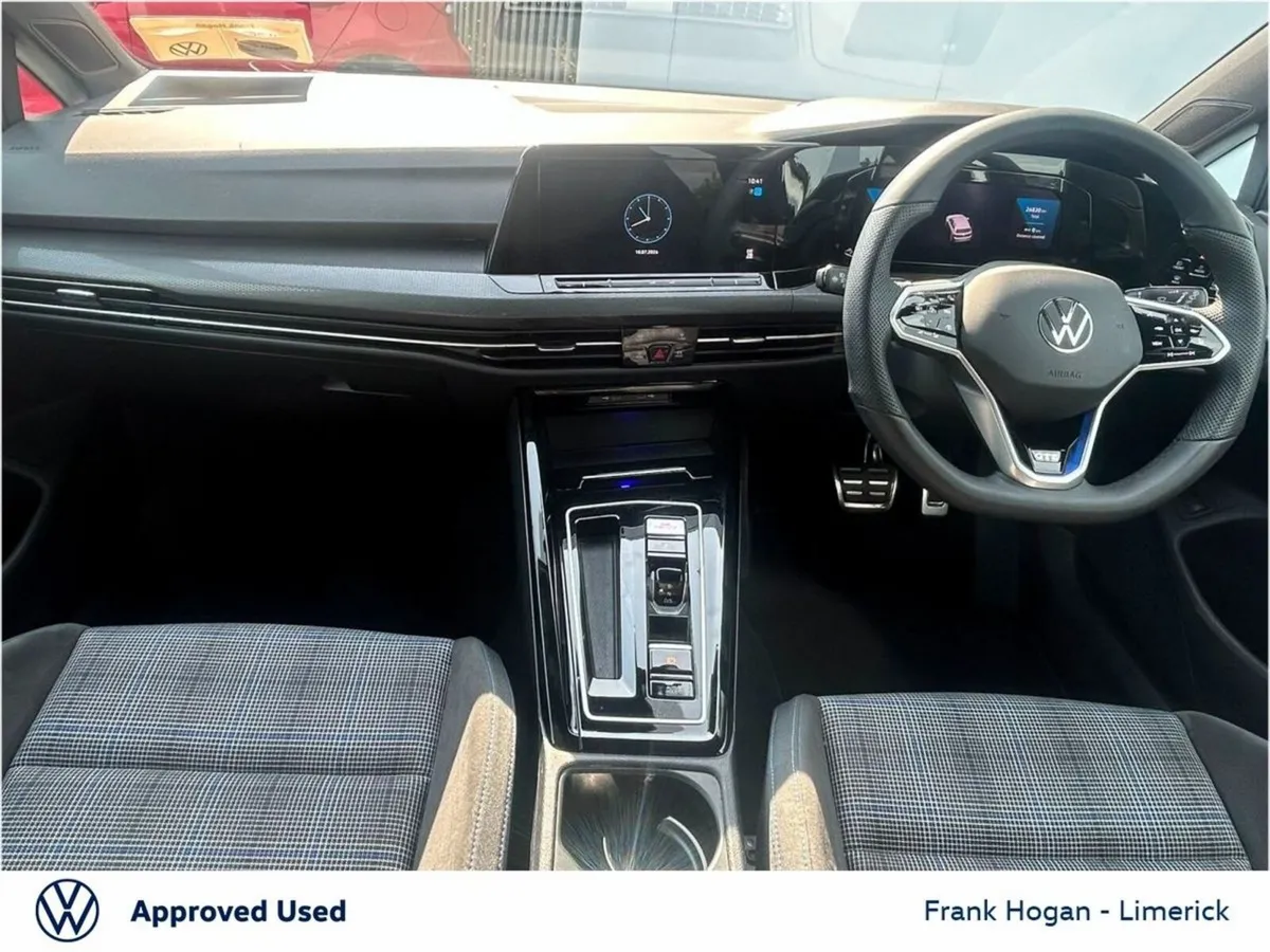 Volkswagen Golf GOLF 1.4 TSI 5DR 245HP GTE DSG ( I - Image 2
