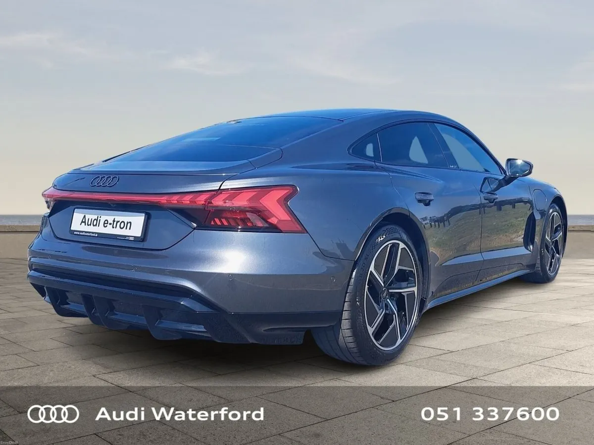 Audi e-tron GT quattro 370 KW from €1,725 per mont - Image 5