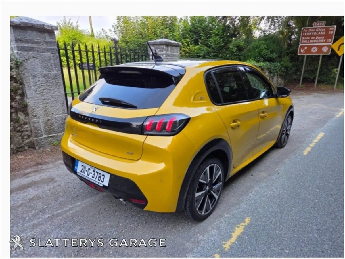 Peugeot 208 1.2 Puretech 100 bhp GT - Image 4
