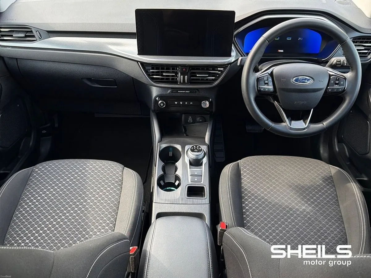 Ford Kuga Automatic 2.5 Plug-in Hybrid Titanium - Image 3