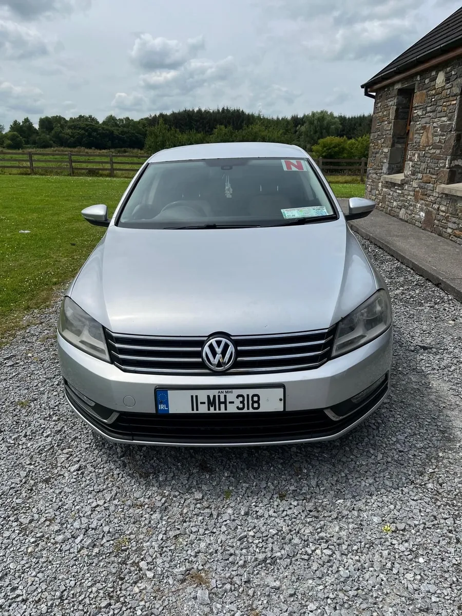 Volkswagen Passat 2011 - Image 1