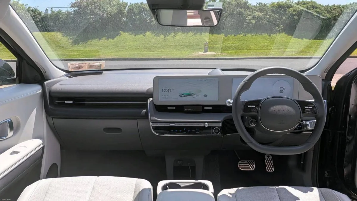 HYUNDAI IONIQ5 Platinum 77Kwh - High spec - Image 3
