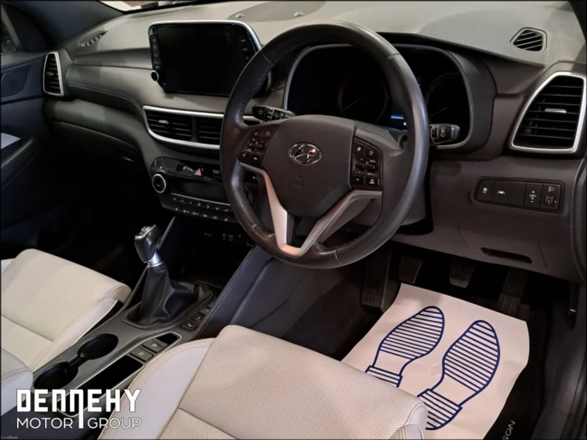 Hyundai Tucson 2WD Executive Plus - Image 6