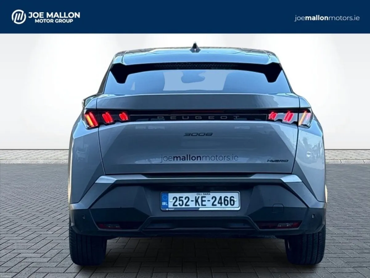 Peugeot 3008 1.2 MHEV 145bhp eDCS6 Allure ** Amazi - Image 5