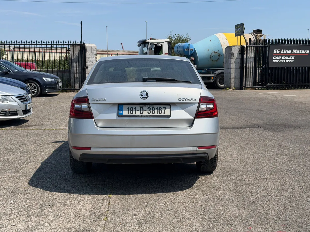 Skoda Octavia 1.6 TDI Ambition - Image 4
