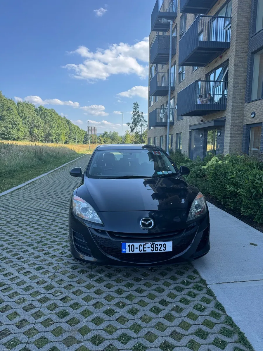 Mazda 3 2010 - Image 2
