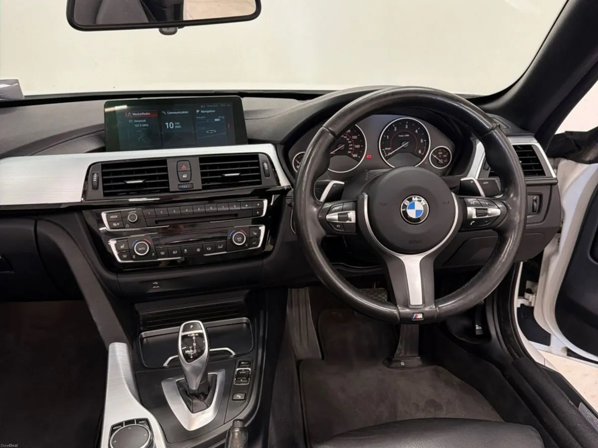 BMW 4-Series 420d M Sport AUTO CONVERTIBLE - Image 5
