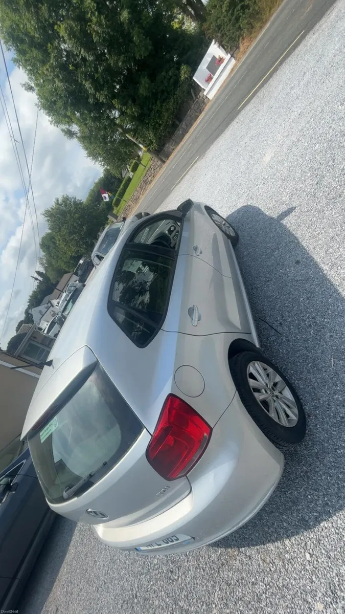 Volkswagen Polo - Image 4