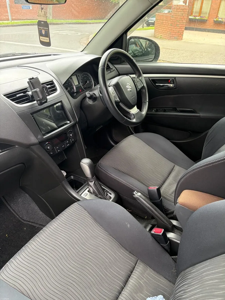 Suzuki Swift 2013 Automatic - Image 4