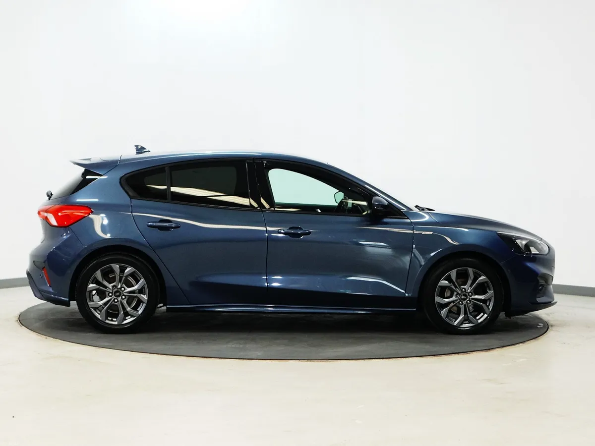 *101* 2021 Ford Focus 1.5tdci st-line - Image 2