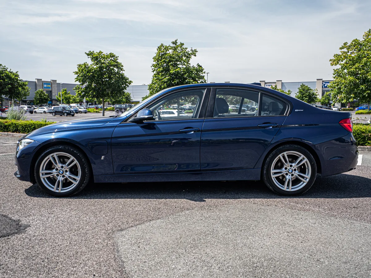 BMW 3-Series 2017 High Spec - Image 5