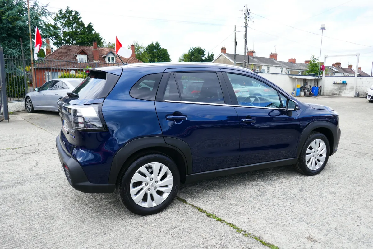 241, SUZUKI S-CROSS 1.5 MOTION HEV 115PS 5 - Image 4