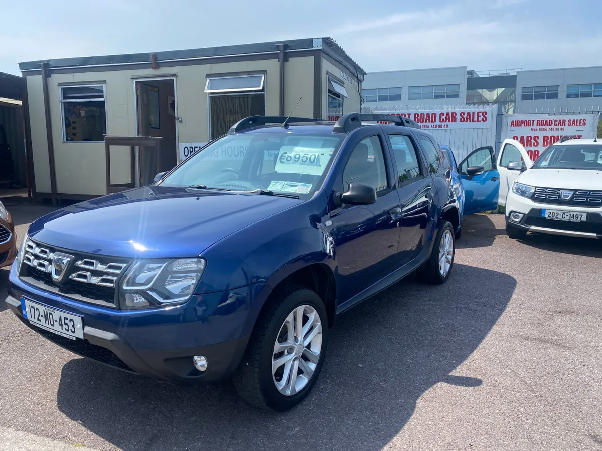 Dacia Duster 2017 LOW MILAGE CAR - Image 4