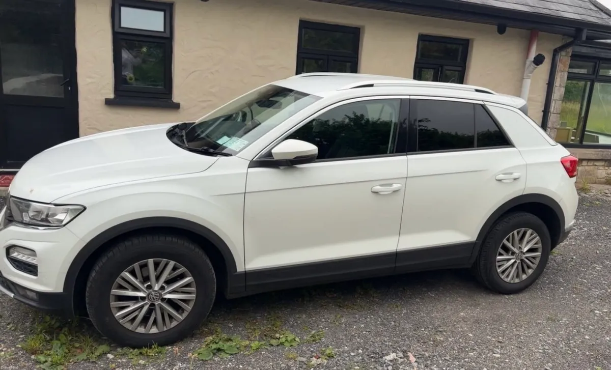 Volkswagen T-ROC - Image 3