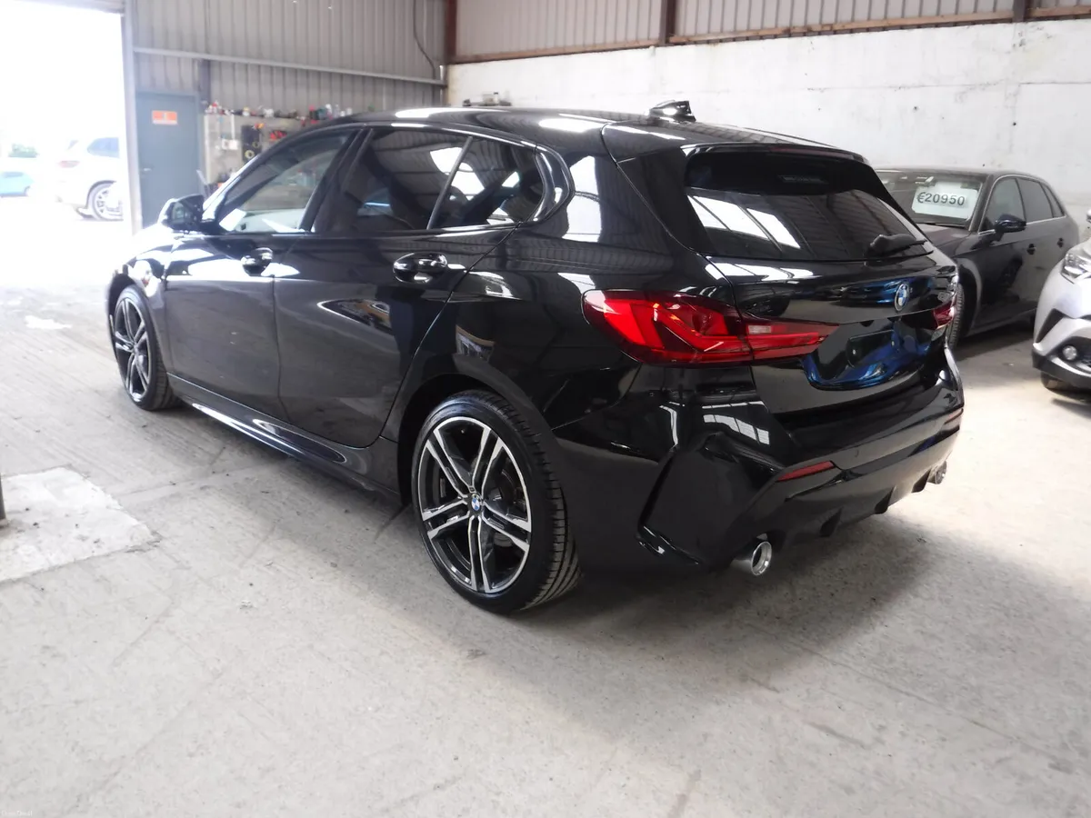 BMW 118D 2.0 DIESEL AUTO M-SPORT TINY MILEAGE - Image 4