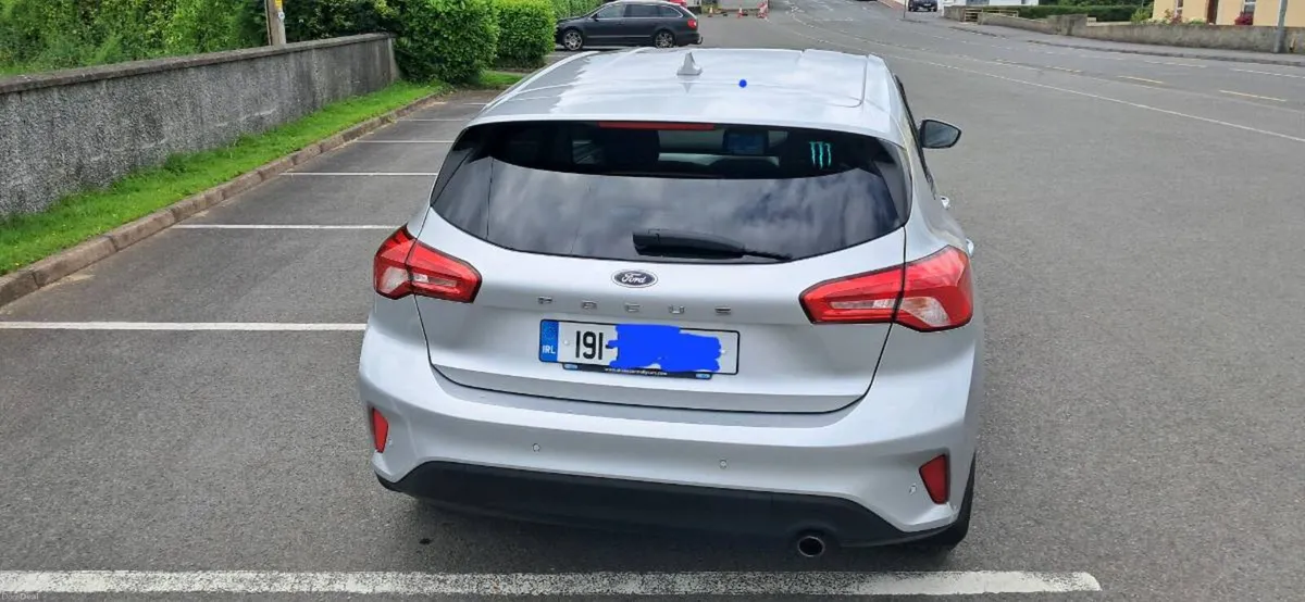 Car - Image 6