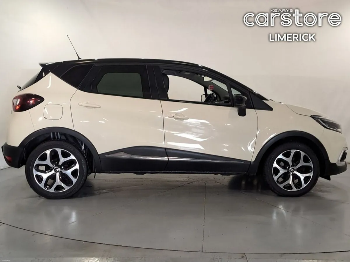 Renault Captur dCi 90 EDC SIGNATURE X NAV - Image 2