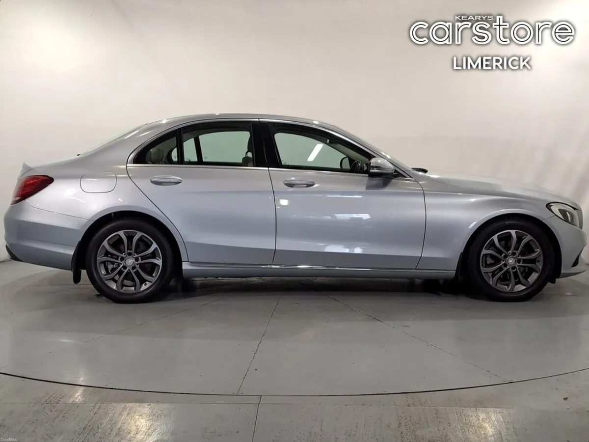 Mercedes-Benz C-Class C 200 D AVANTGARDE A/T - Image 2