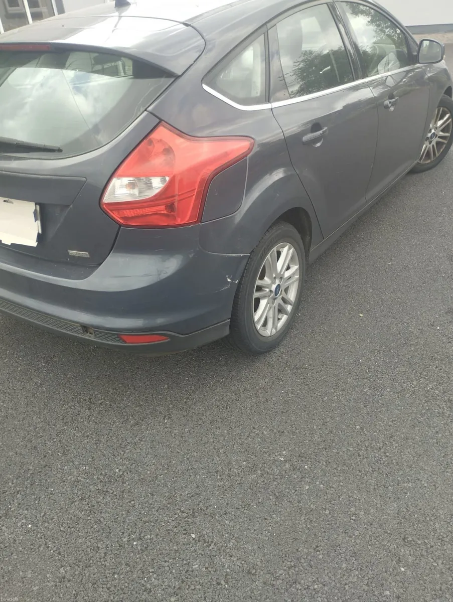Ford Focus 2012 - Image 3