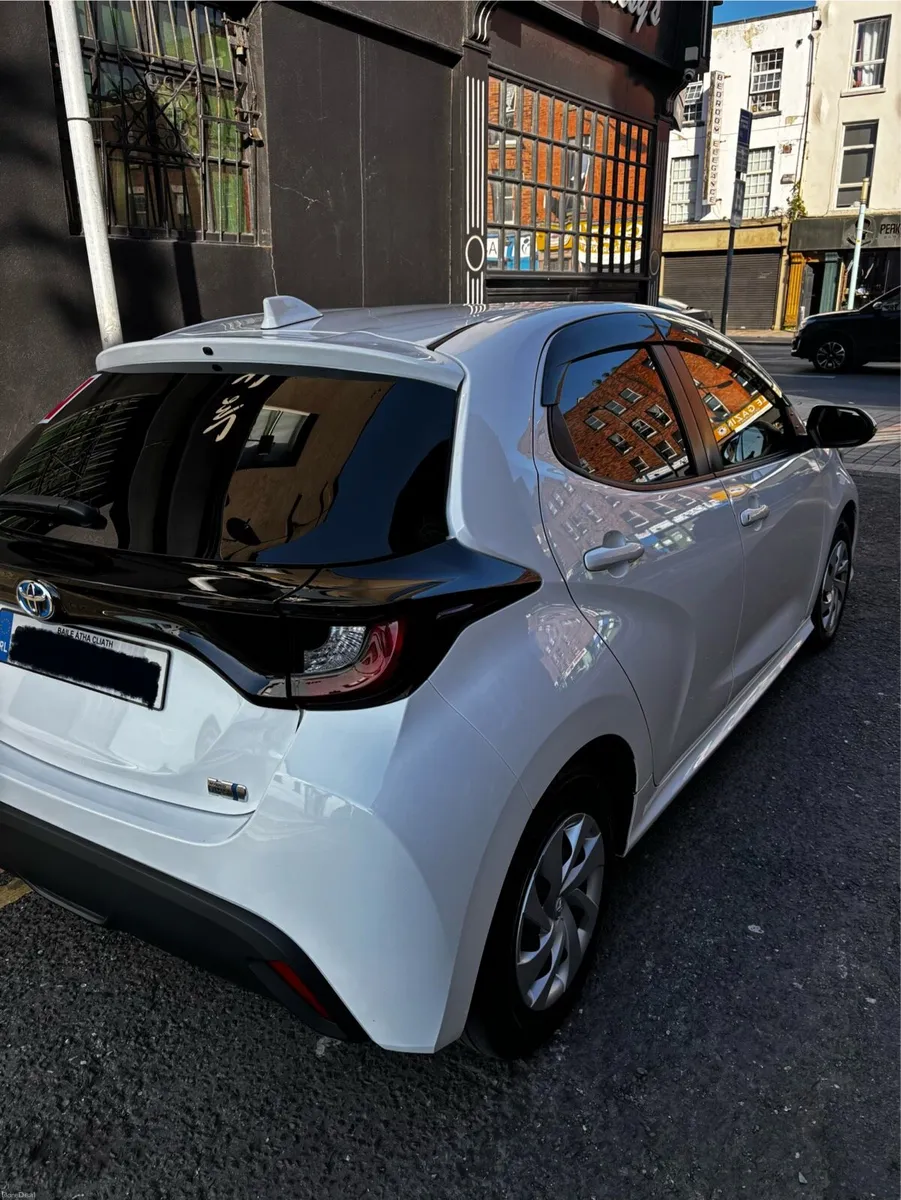 2020 Toyota Yaris Hybrid 69k KM  NCT 2028 - Image 6