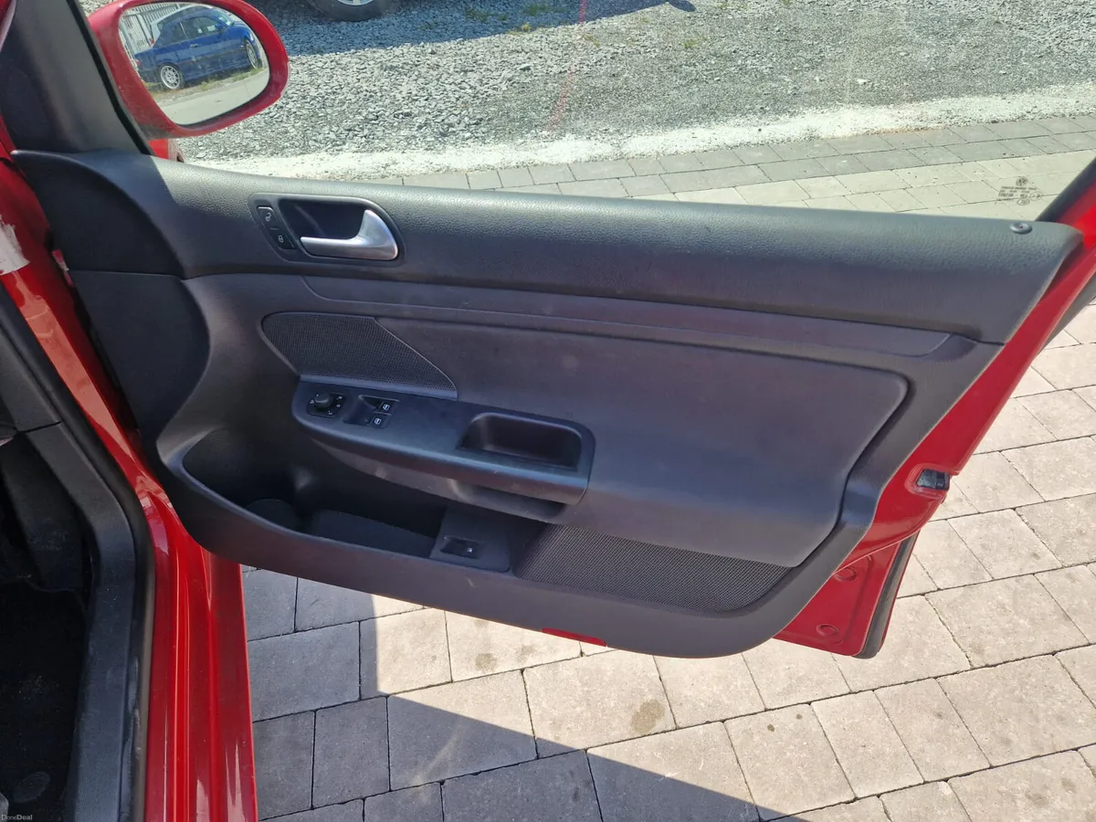 Volkswagen Golf 2007 - Image 3