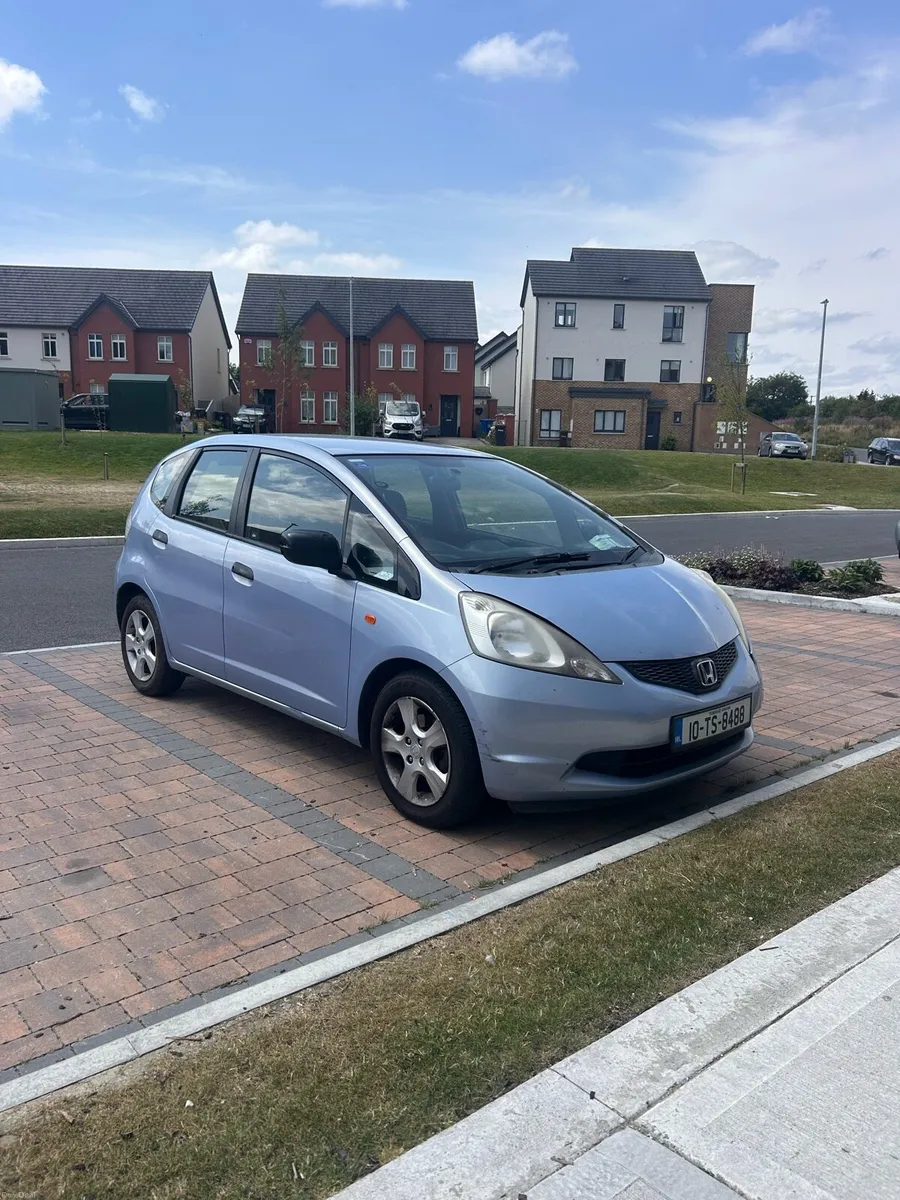 2010 Honda Jazz 1.3 Petrol - Valid NCT - Image 1
