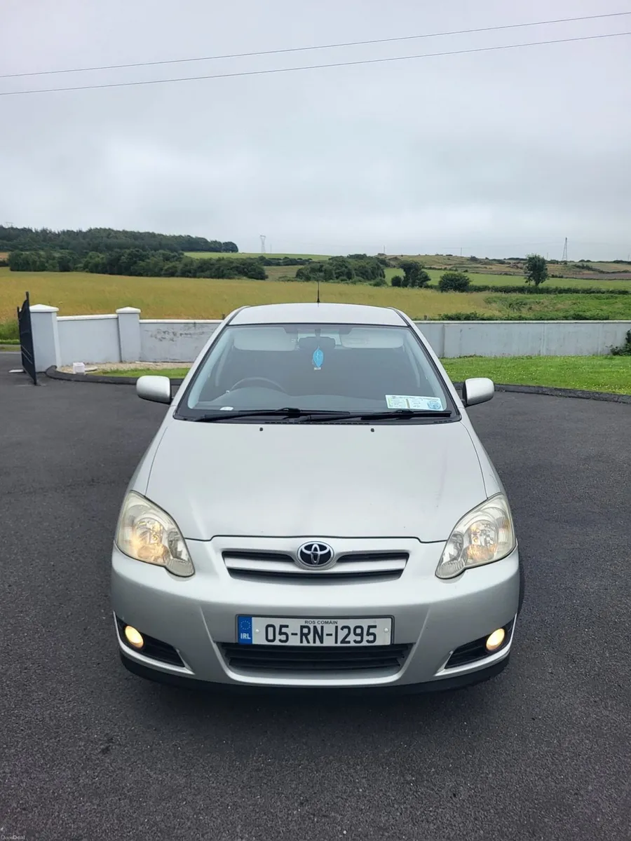 Toyota Corolla - Image 4