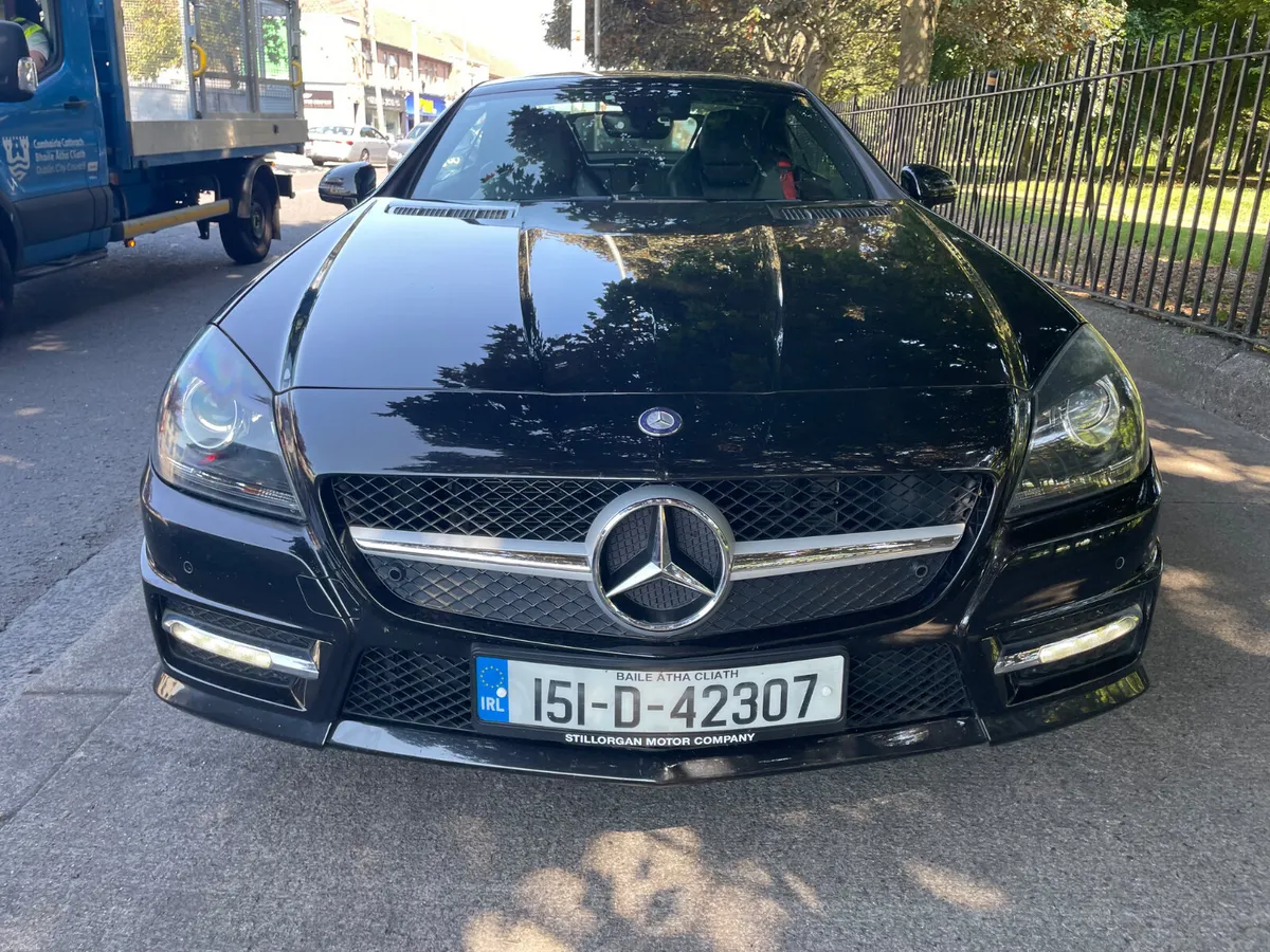 2015 MERCEDES SLK AMG only 73000kms - Image 3