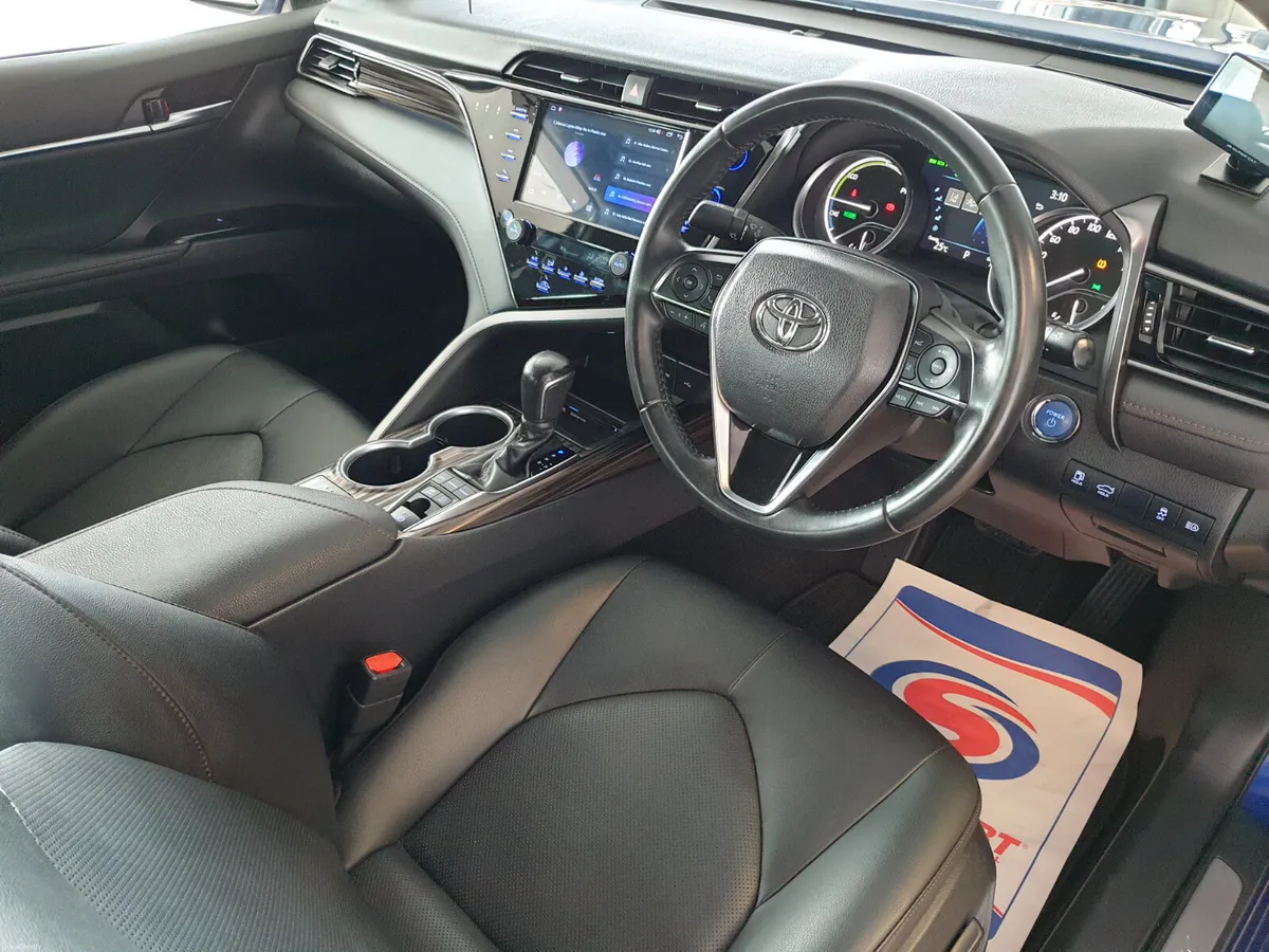 TOYOTA CAMRY 2.5 HYBRID**FULL LEATHER** - Image 6