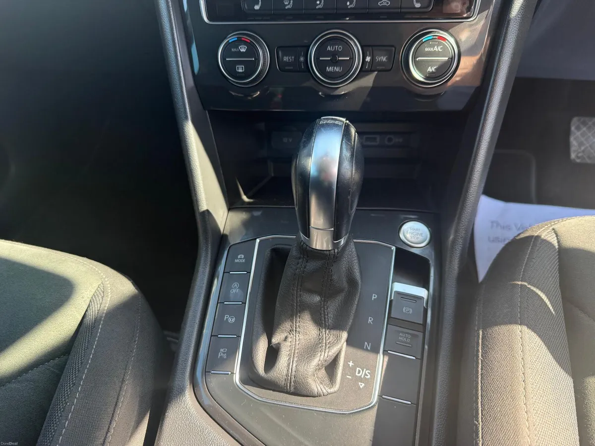 Volkswagen Tiguan 2018 - Image 5