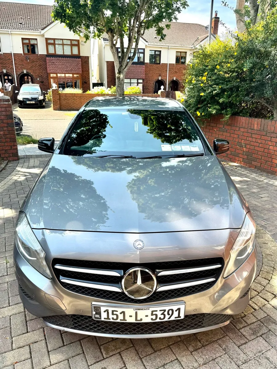 Mercedes A200 CDI Sport 2.1 - Self Parking Package - Image 2