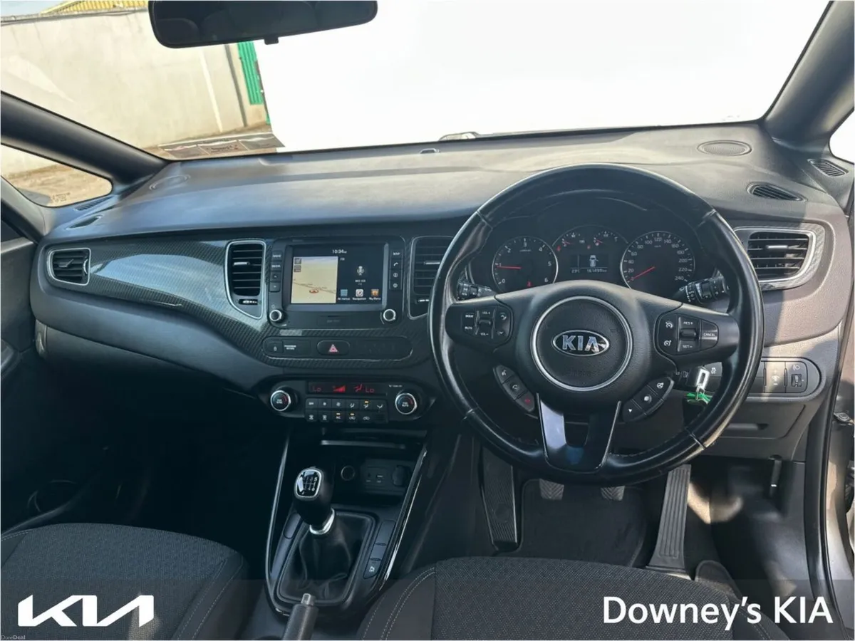 Kia Carens 1.7 EX  7-SEATER - Image 5