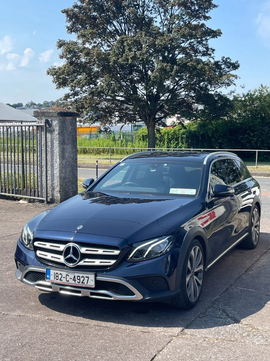 Mercedes-Benz E-Class 2018 FSH - Image 4