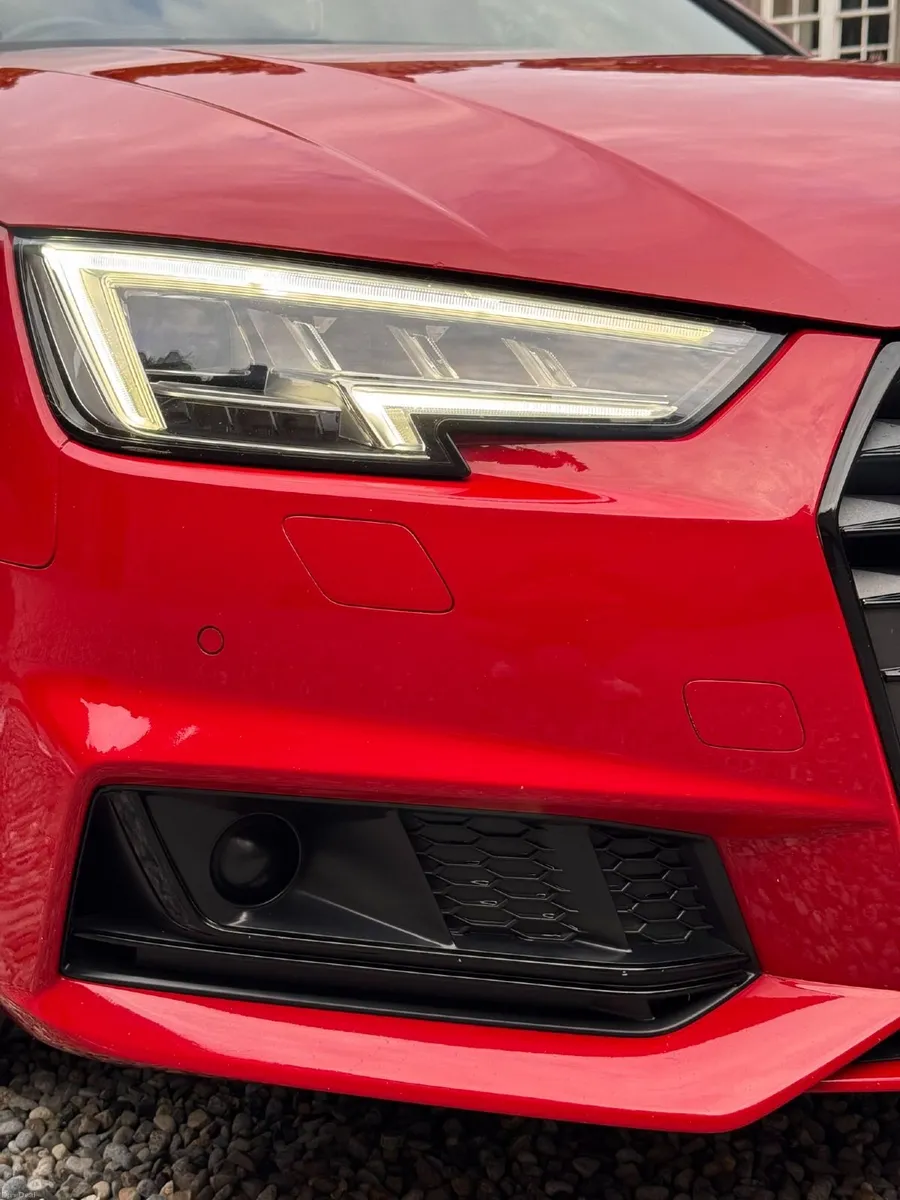 Audi A4 2015 - Image 6