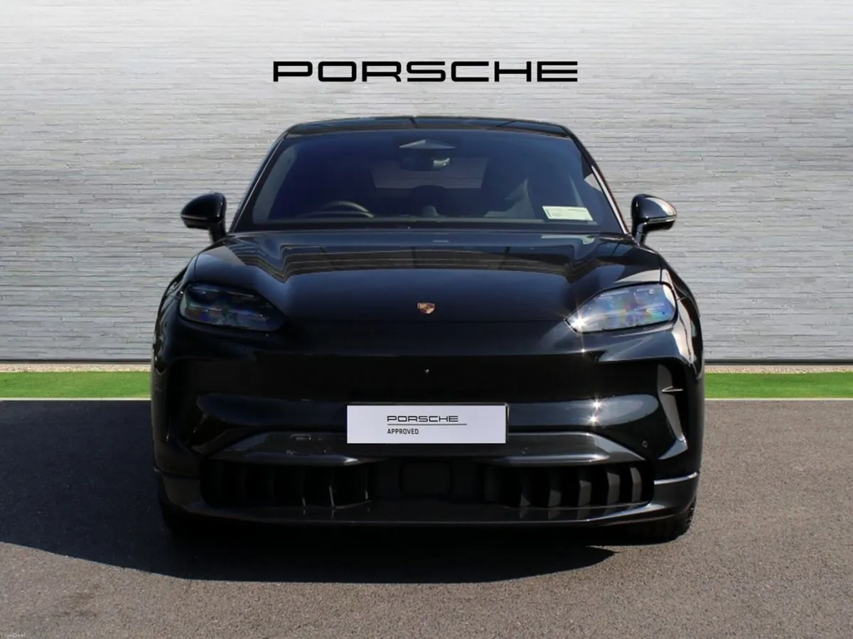 Porsche Cayenne Coupe Electric - Image 6