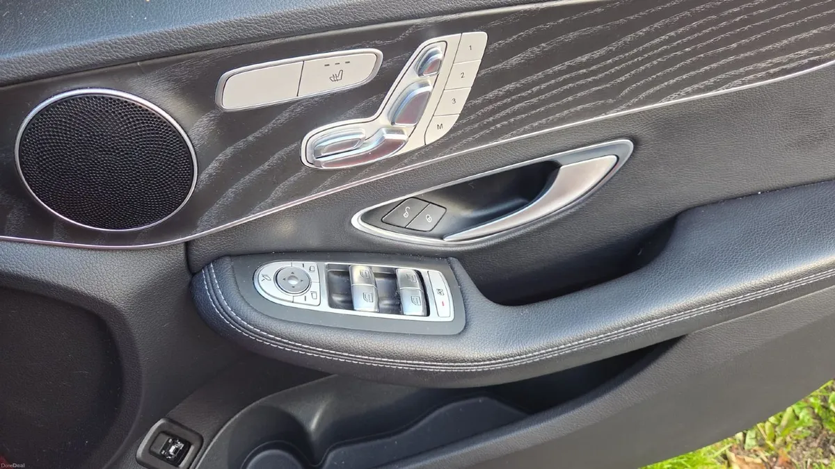 Mercedes-Benz C-Class 2017 - Image 1