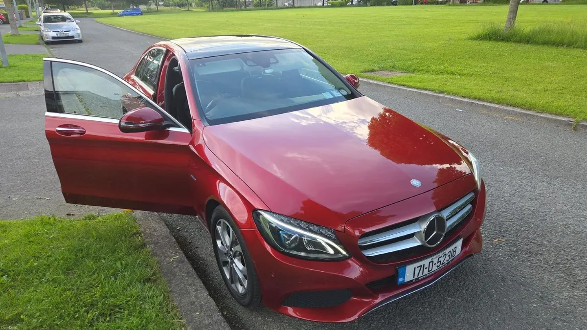 Mercedes-Benz C-Class 2017 - Image 3
