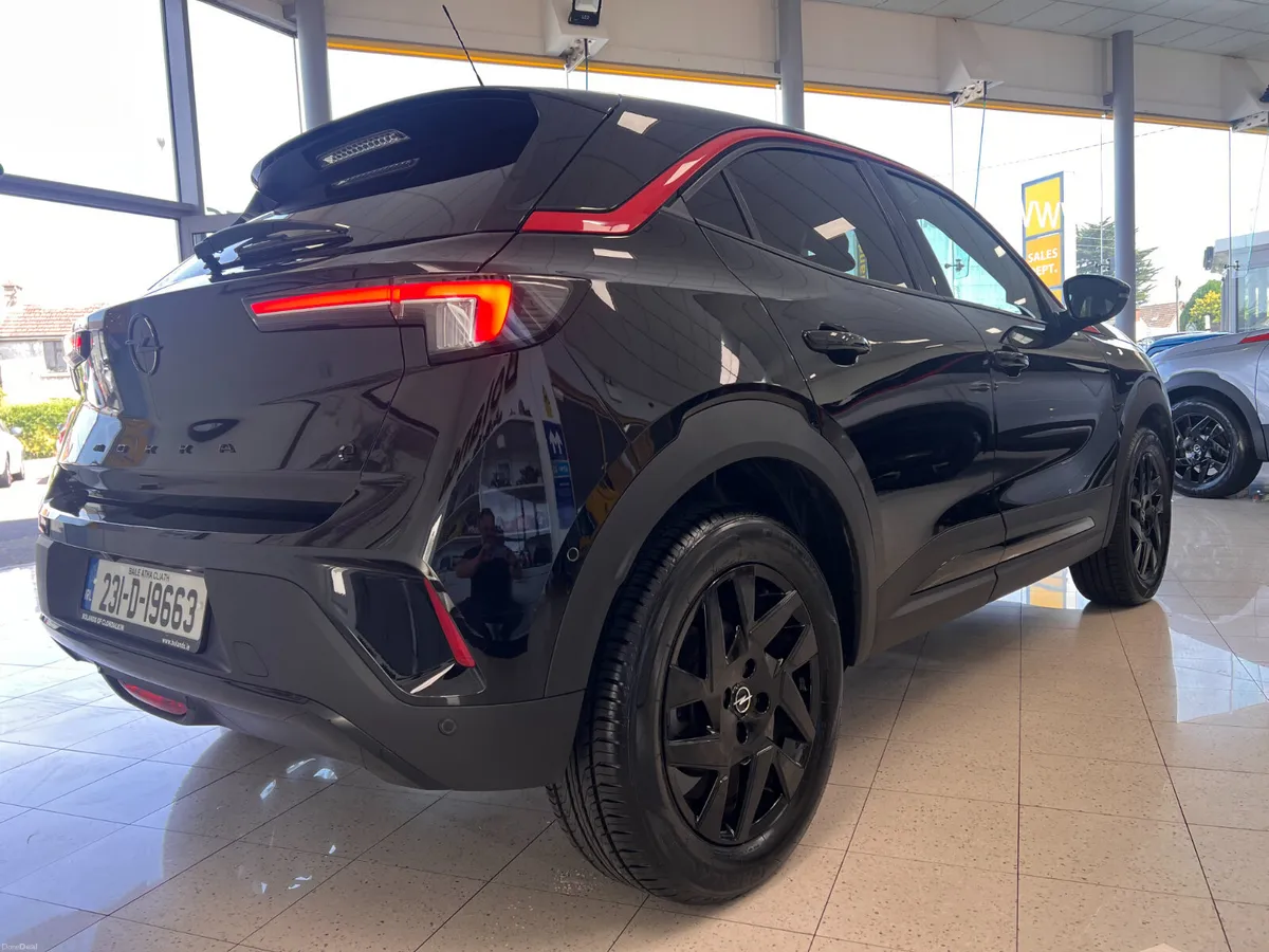 Low Kms As New Huge Spec Full Electric New Generat - Image 2