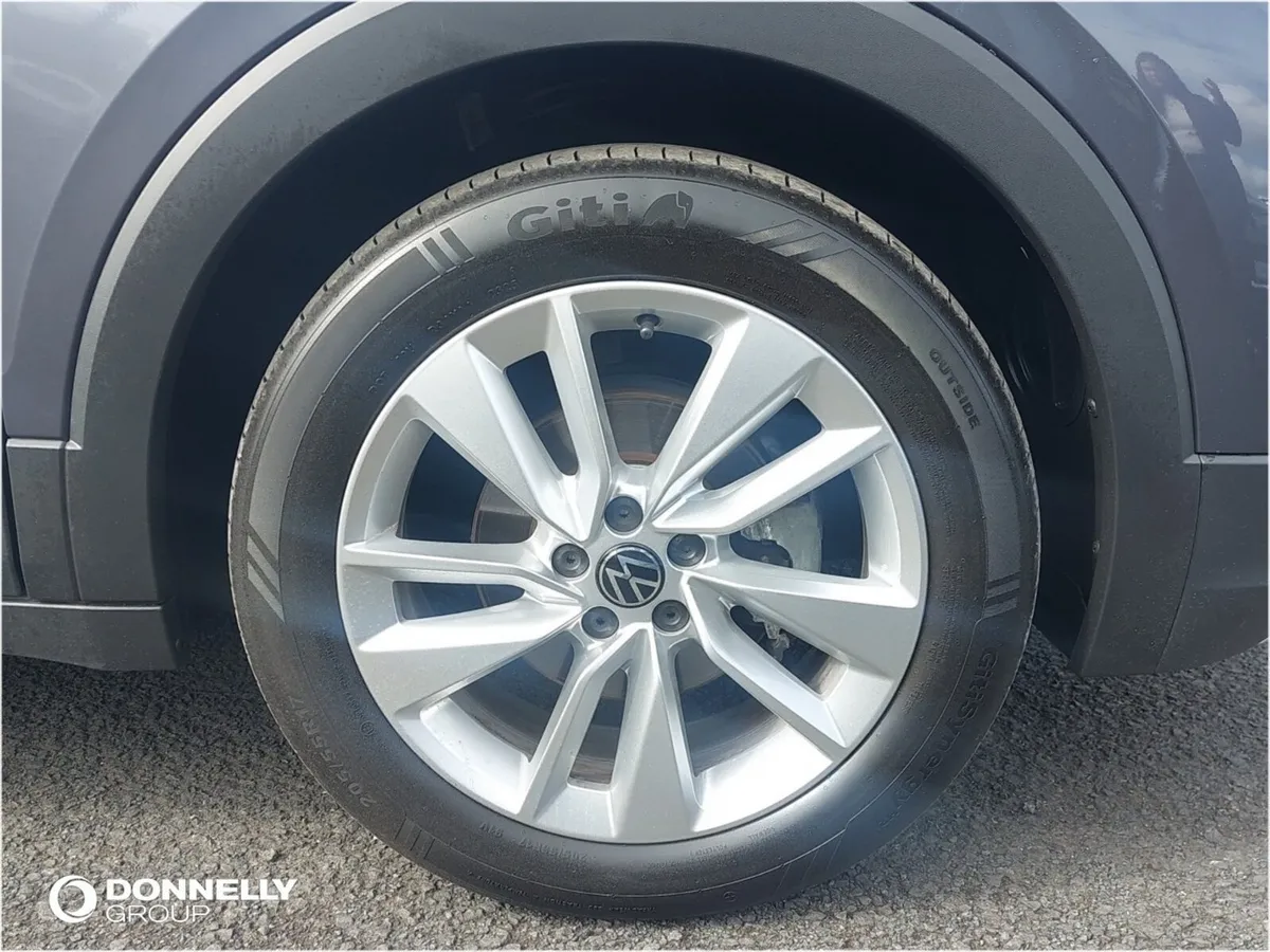 Volkswagen T-cross Estate Match - Image 5