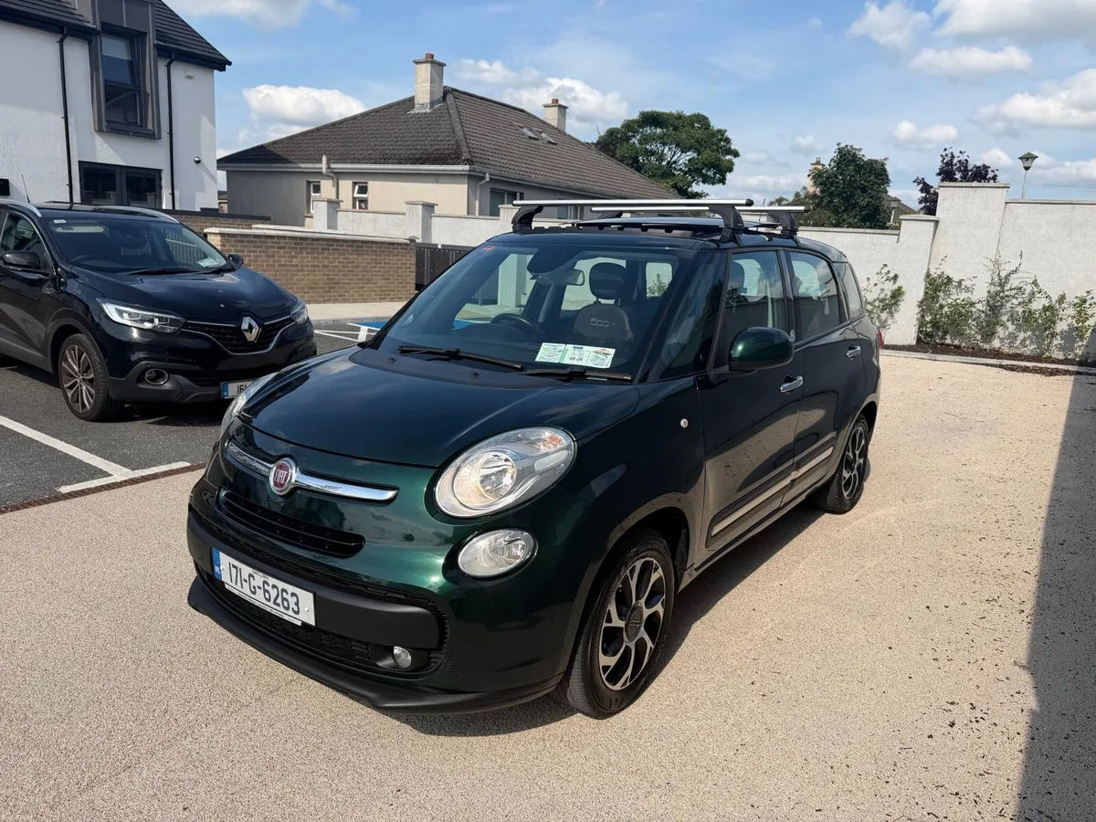 2017 FIAT 500L 7 SEATER NCT 4-27 MINT !! - Image 2