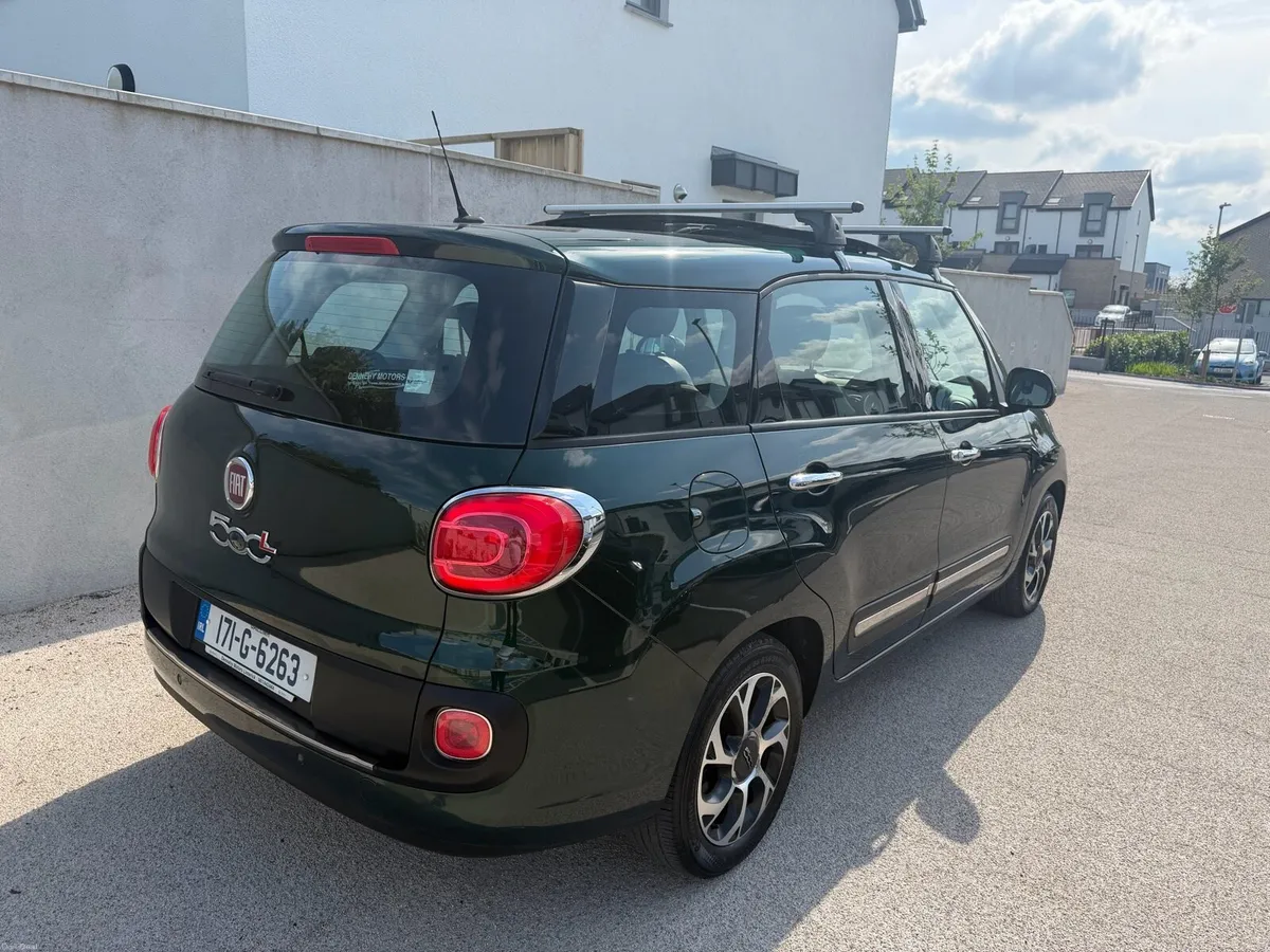 2017 FIAT 500L 7 SEATER NCT 4-27 MINT !! - Image 3