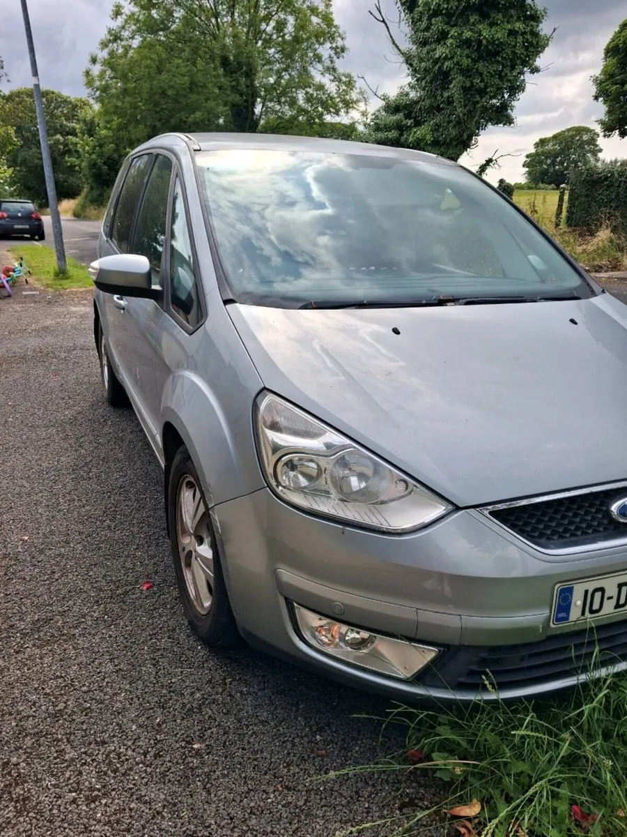 2010 Ford Galaxy - Image 1