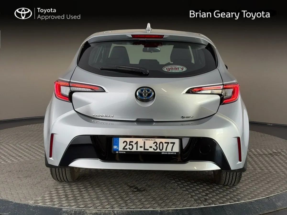 Toyota Corolla HYBRID LUNA H/B - Image 4