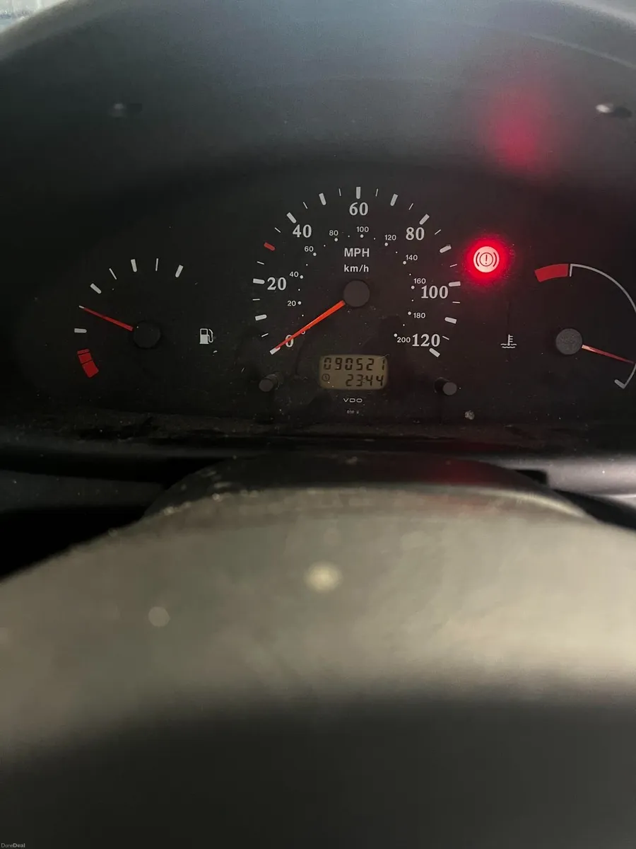 1998 Micra K11 – One Owner – NCT Oct 2026 - Image 5