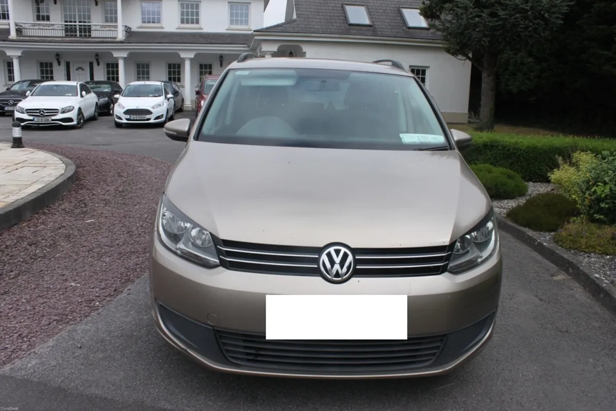 Volkswagen Touran 1.6 TDI  7 Seater 2013 - Image 1